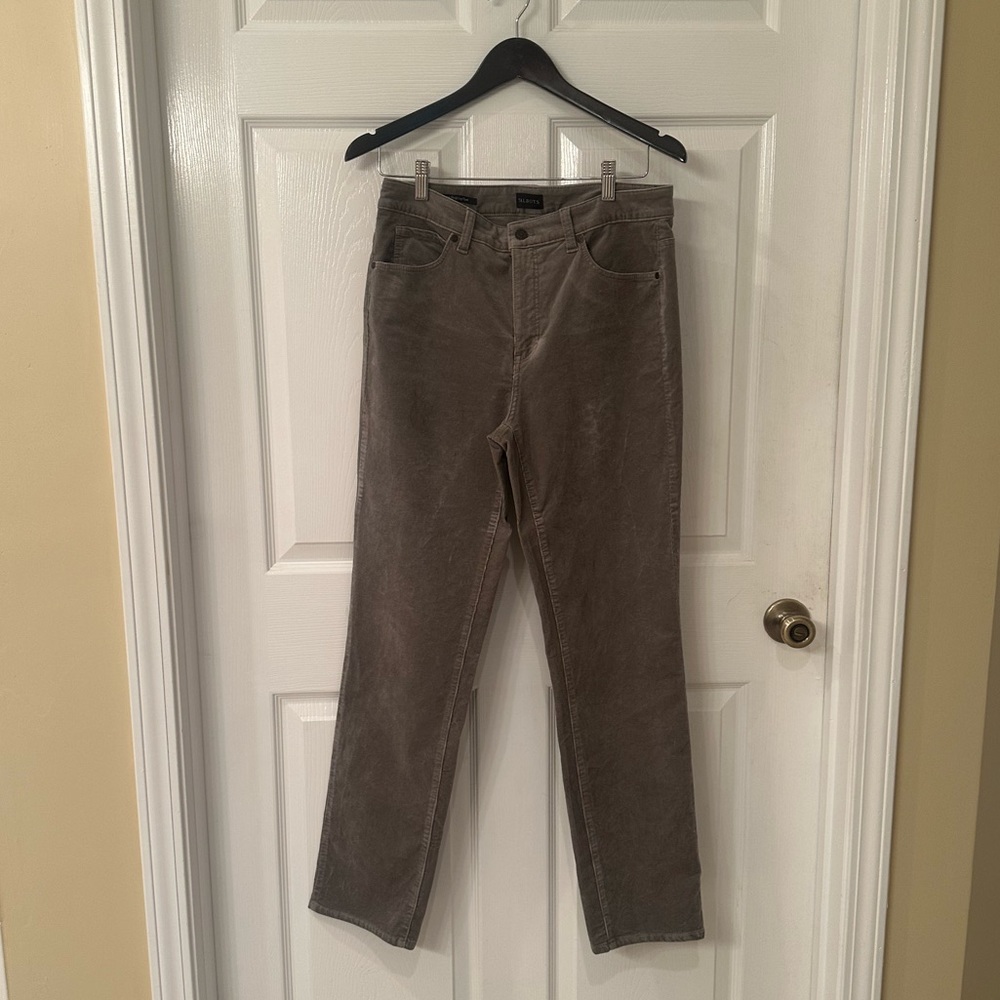 Talbots, straight leg corduroy pants. Size 6.